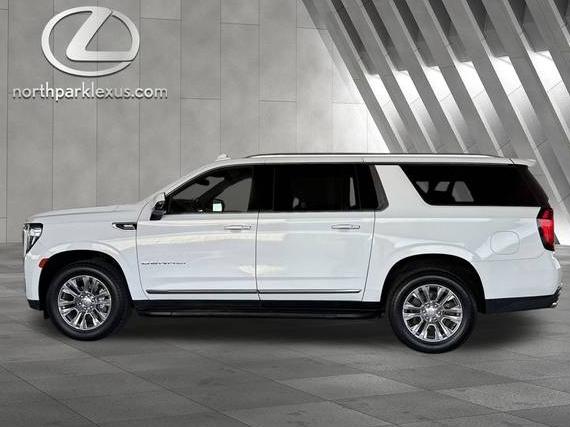 GMC YUKON XL 2022 1GKS2JKL9NR105241 image